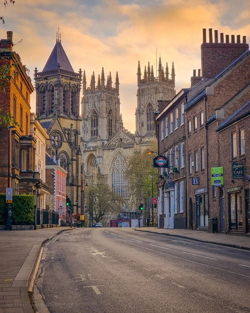 🌟 Exciting news! 🌟 York has recently been crowned the 'most popular' city in the UK for 2024, according to a recent @YouGov survey! We’re thrilled to see so many people share our love for our amazing city! 🏆🥰 visityork.org 📷northern_lass_photography