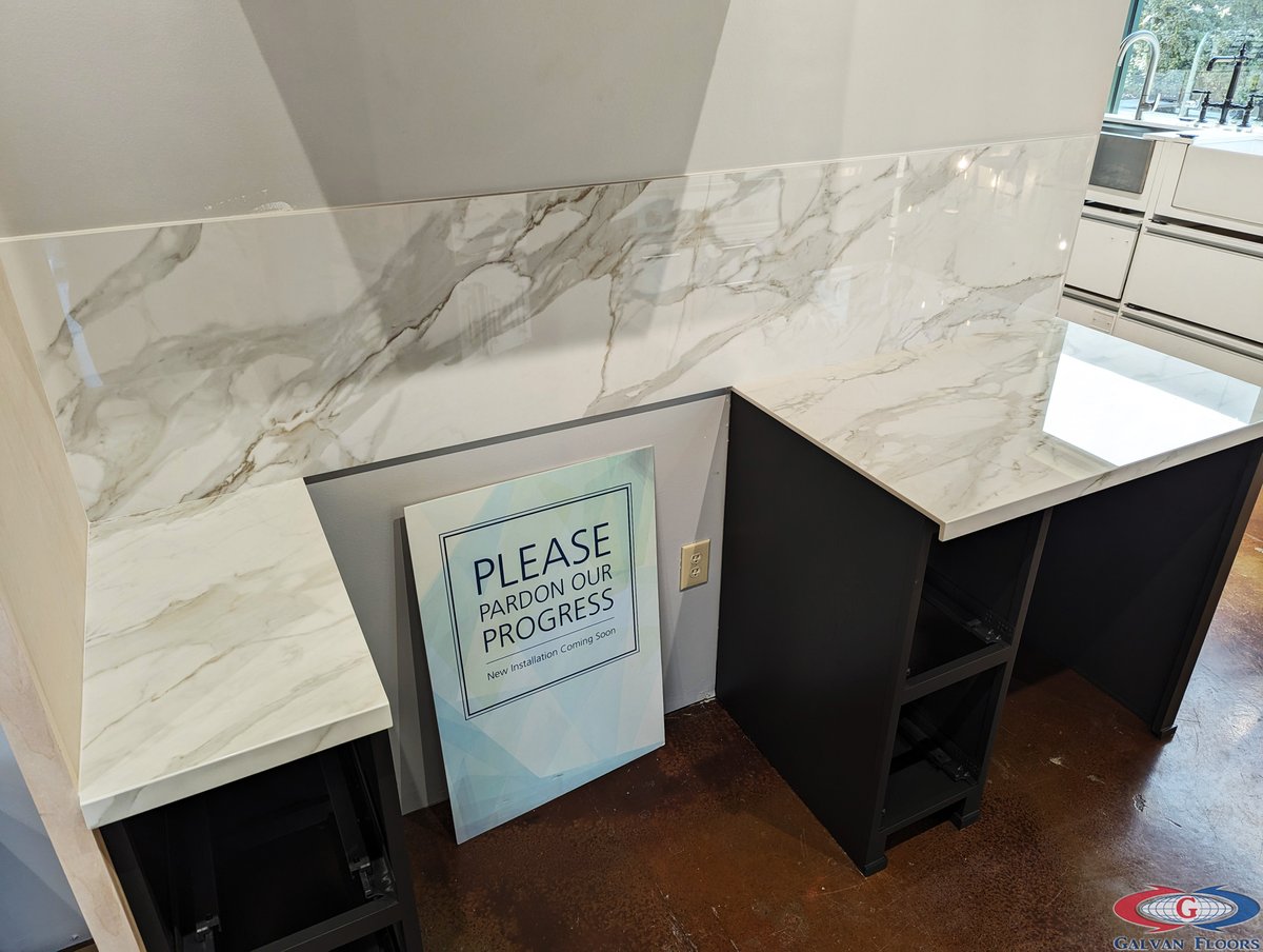GalvanFloors's tweet photo. Talk about GLOSS! Look at how reflective this @Dekton  countertop! 
Stop by their showroom to see this new display at the Ferguson in Grapevine!

Dekton XGloss has a strong polished finish that doesn't fade away like other natural stones

#dekton #countertops #cosentino https://t.co/TfKLxWJj9Q