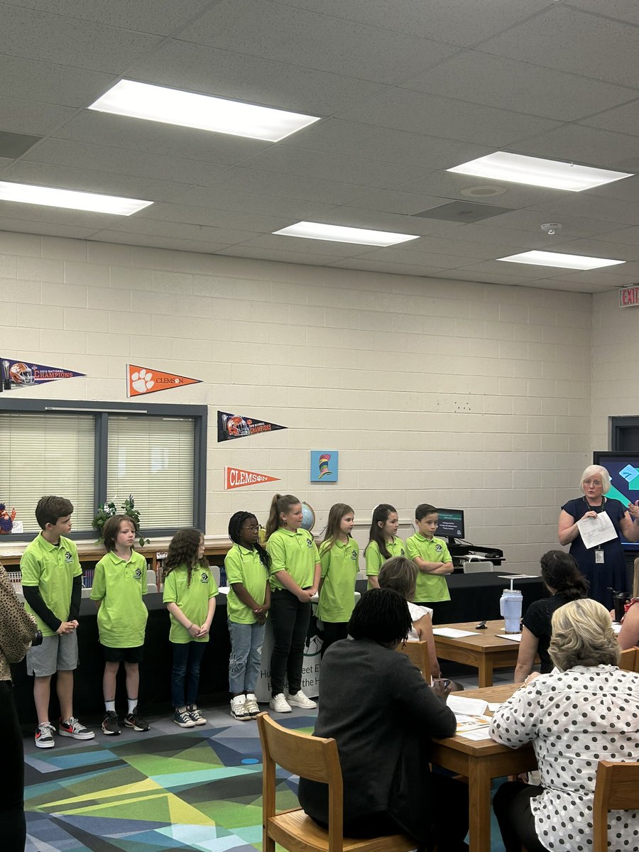 April Aulmer tweet media