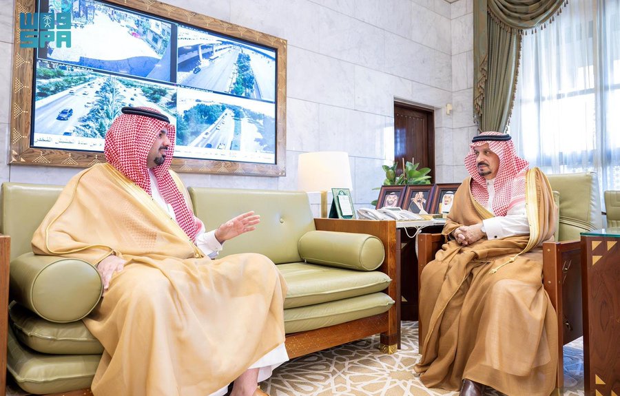 أمير منطقة الرياض يستقبل أمين المنطقة. #اخبار #السعودية #saudi