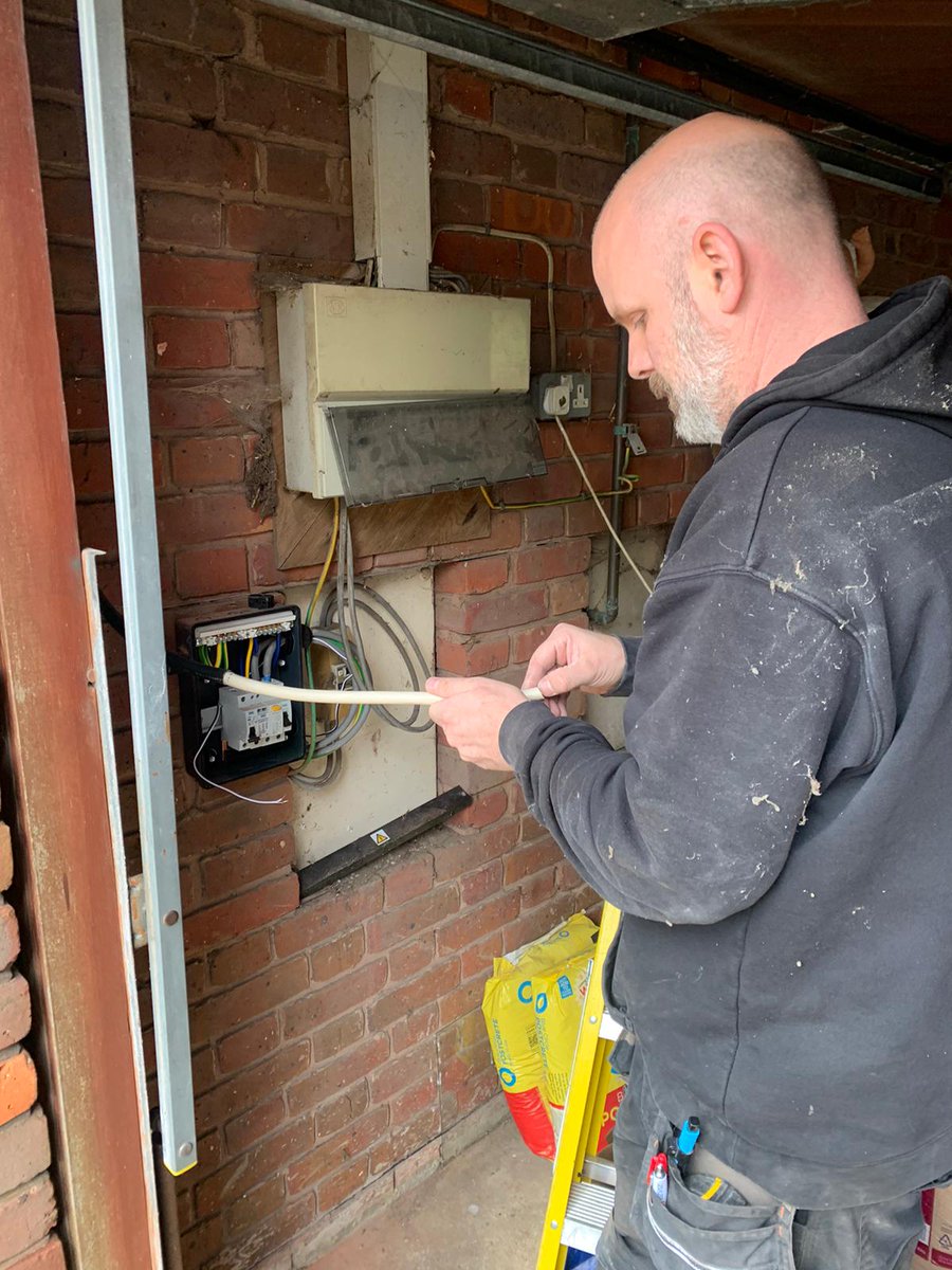heathelectrical's tweet photo. Another EV charger install completed with an IP-rated EV consumer unit added inside the garage.
This customer opted for British-made Hypervolt which has some great features. 
#ev #evcharging #evcharger #electricdriving #zeroemission #sustainability #hypervoltev #hypervoltuk https://t.co/NLgWERPjBZ