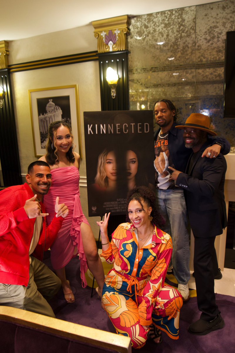 KINNECTED tweet media