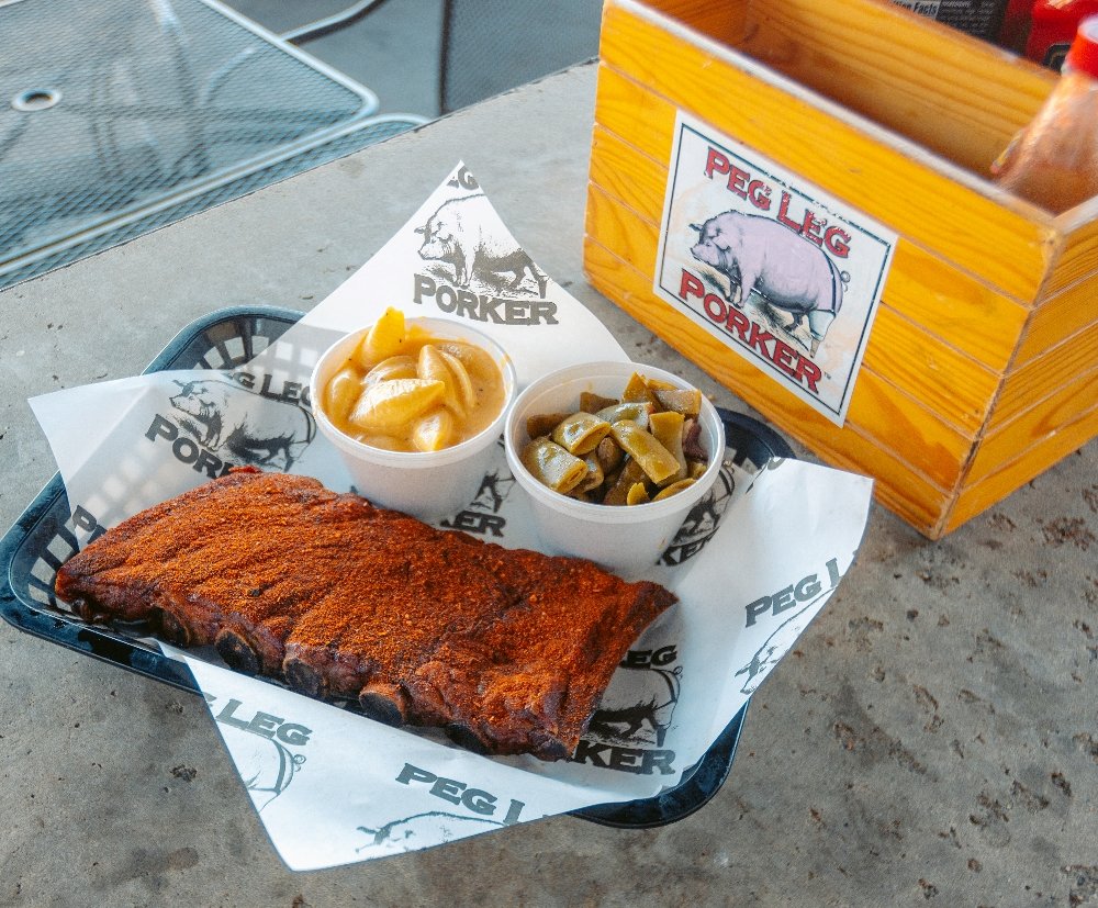 A2: I wish I had the wherewithal to make amazing ribs like those from Peg Leg Porker in Nashville. #FoodTravelChat 
realfoodtraveler.com/peg-leg-porker…
