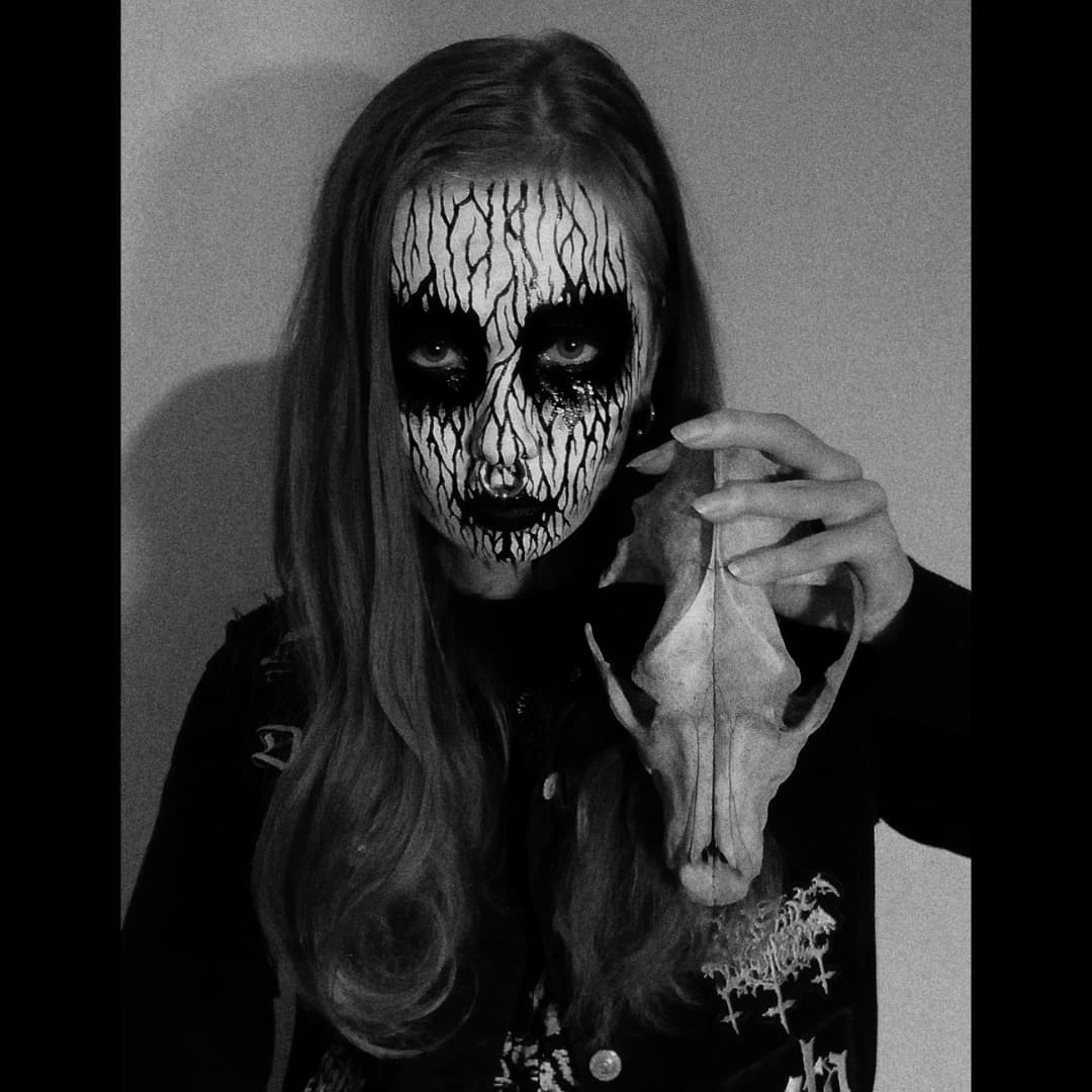 lmmortallCorpse's tweet photo. https://t.co/W4v953pMU3
🖤𝕮𝖔𝖗𝖕𝖘𝖊𝖕𝖆𝖎𝖓𝖙⸸🖤💀
🖤⸸𝕮𝖗𝖊𝖉𝖎𝖙𝖘: turbo_doomer_girl 🖤⸸
#immortall_corpsepaint666
#corpsepaint #metalheads 
#metalband #blackmetal
#deathmetal #blackmetalart
#demonic #modelgirl https://t.co/GPOJfvk1q5