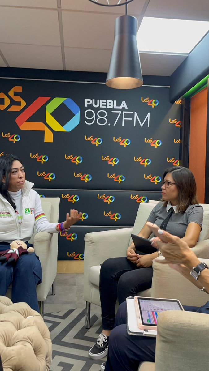 NormaPimentelMx's tweet photo. Iniciamos el día con #ElCafe con @Irma_Tribuna y @AleBau_Tribuna en @NoticiasTribuna.

Agradezco la invitación a su espacio en el que pude platicar sobre la campaña que estamos realizando en el distrito 9 local. https://t.co/rk4FiEqxgE