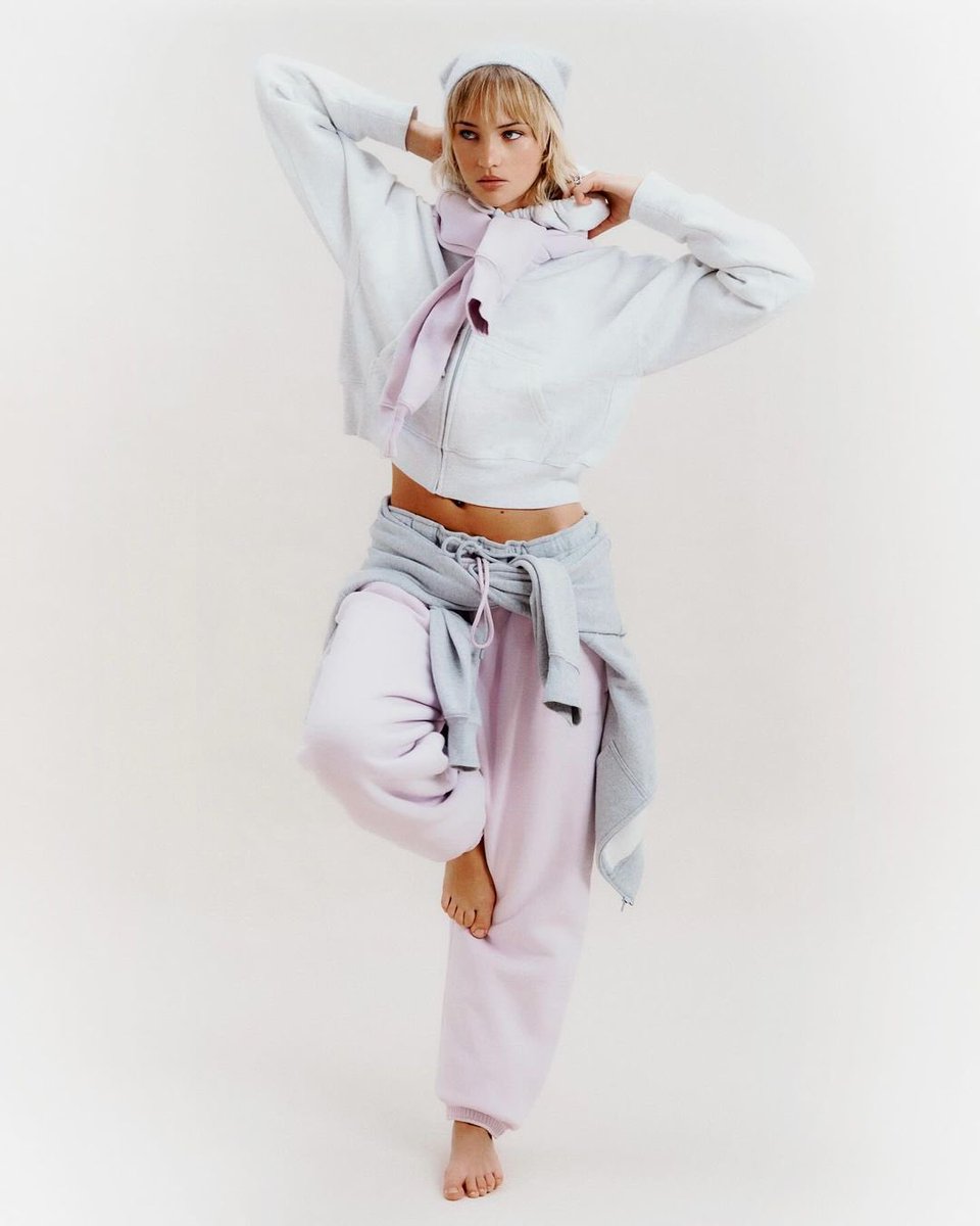 #MiaRegan for #Aritzia