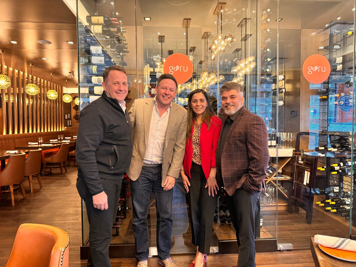 ravitaurus's tweet photo. Had an inspiring session with Chris Konstantopoulos, Chief Development Officer, and Scott McCannell, Vice President Franchising and Development, at @FoodTastic  along with @khushbusingh86 , President and Ravi Prakash at @OOGCompanies . https://t.co/hXk7UDCjcp