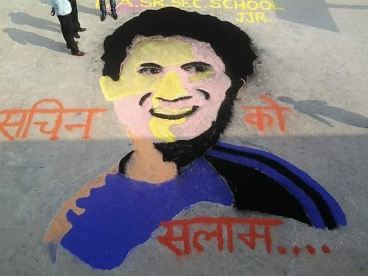 mukeshanshul's tweet photo. #भारतरत्न #मास्टरब्लास्टर @sachin_rt को जन्मदिन की हार्दिक शुभकामनाएं । #Sachin जी का एक रेखाचित्र मैनें व मेरी बेटी अंशुल शर्मा ने #Jhajjar #Haryana के खेल स्टेडियम से बनाकर दी बधाई । #SachinSachin #Sachinbirthday #SachinBirthdayCDP @narendramodi @NayabSainiBJP https://t.co/mqbpF5NFD1