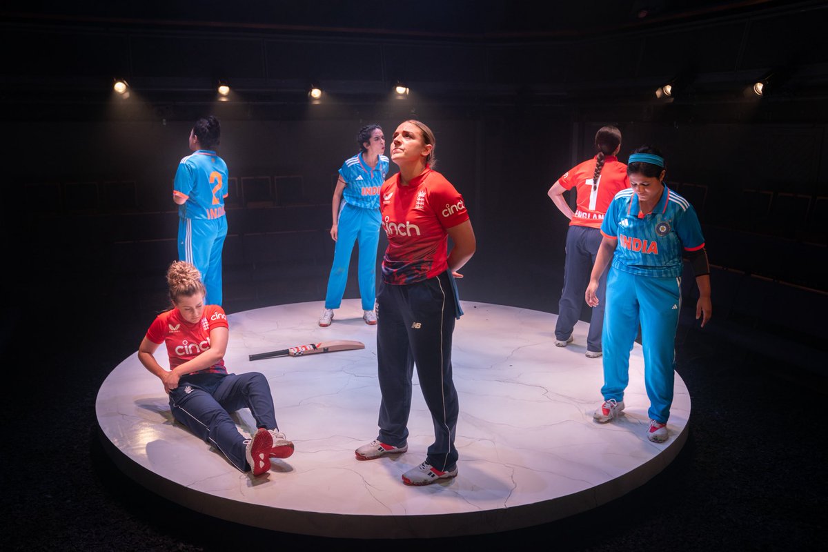 We wish Haylie Jones (@haylie_jones) and the whole cast and crew of #Testmatch a great press night at @OrangeTreeThtr tonight 🏏 📸 by Helen Murray