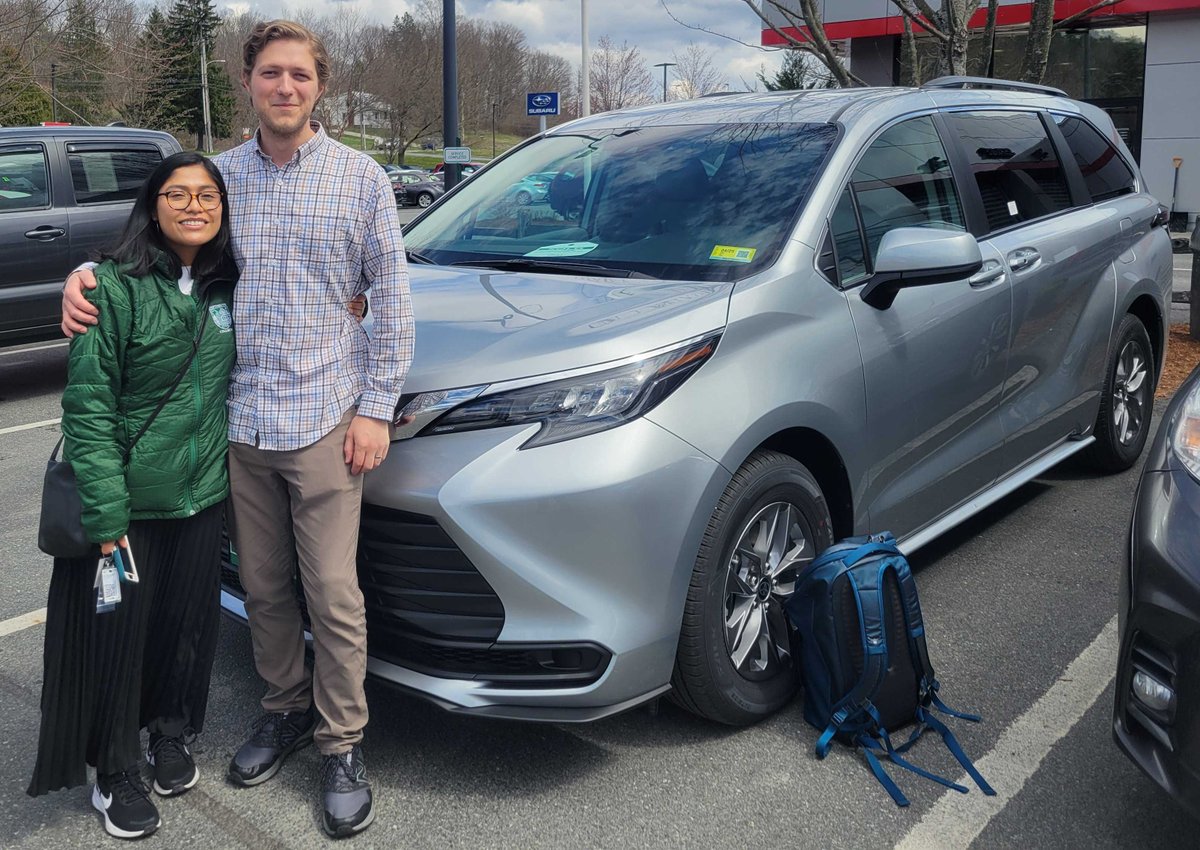 Happy #NewCarDay to Cristel & Daniel! They waited patiently for over a year for the perfect new @Toyota Sienna, & thanks to some help from Sheldon Snavely, their day finally came - Congrats!

Learn more about Sheldon & check out his reviews on @DealerRater bit.ly/39cPChL