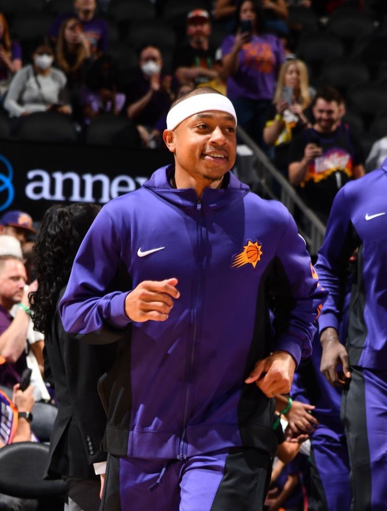 Lou Will says the Suns should give Isaiah Thomas minutes and maybe bring Bradley Beal off the bench “Is it a time now for the Phoenix Suns, where they explore the idea of maybe Bradley Beal coming off the bench?” (Via @RunItBackFDTV )