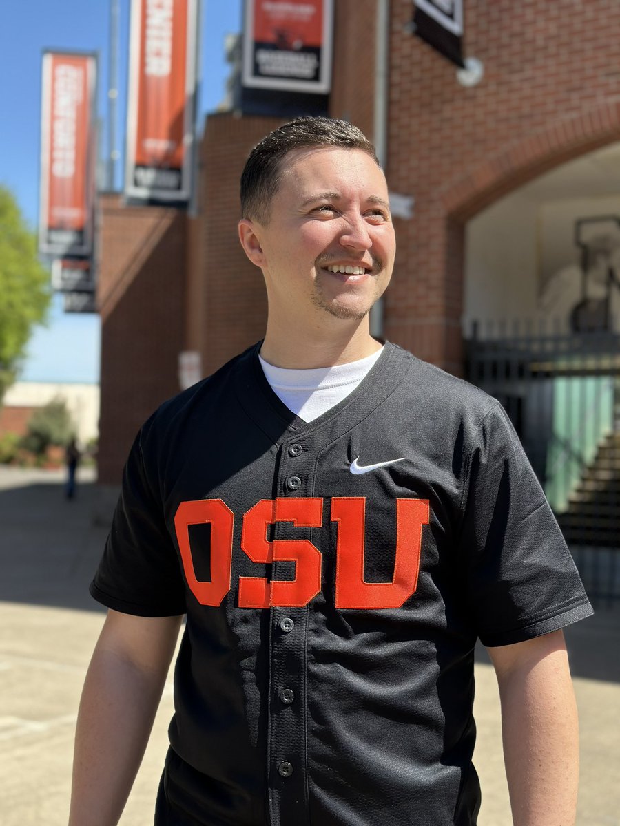 OSU Beaver Store tweet media