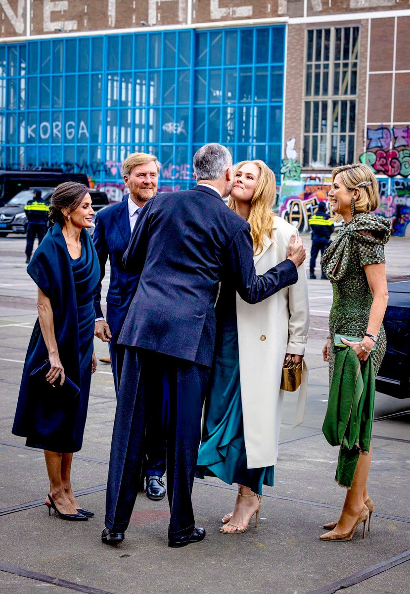 #KingWillemAlexander #QueenMaxima #KingFelipe VI, #QueenLetizia and #PrincessCatharinaAmalia visit the Straat Museum for street art and graffiti during day three of the visit of the King Felipe VI and Queen Letizia of Spain in Amsterdam, Netherlands -April 18th 2024.