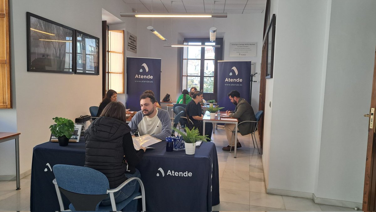 Hoy en Pozoblanco, damos por finalizado las jornadas de  'Nos Conocemos en Córdoba'. Gracias a todos los ayuntamientos por su colaboración, a todo el equipo y a los asistentes. ¡Mucha suerte!. <a href="/Atende_/">Atende_</a>