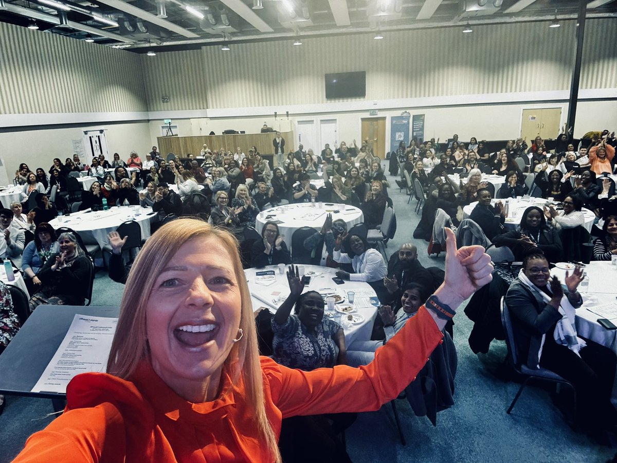 Thank you @ClaireCNWL @CNWLNHS for being our FIRST 🥇 Trust in the country to launch #Proud2bAdmin. It was a full house and it felt brilliant to be with my administrative professional peers on Administrative Professionals Day. The start of something special! 🚀