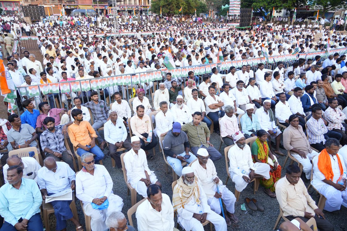 ಅಧಿಕಾರ, ಅವಕಾಶ, ಸಂಪತ್ತು‌ ಎಲ್ಲ ಸಮುದಾಯಗಳಿಗೂ ಹಂಚಿಕೆ ಆದರೆ ಮಾತ್ರ ದೇಶದ ಪ್ರಗತಿ ಸಾಧ್ಯ. ಅಸಮಾನತೆಯ ಅಂತರ ಹೋಗದಿದ್ದರೆ ಅಸಮಾನತೆಗೆ ಒಳಗಾದವರು ಈ ಸ್ವಾತಂತ್ರ್ಯದ ಸೌಧವನ್ನು ದ್ವಂಸ ಮಾಡುತ್ತಾರೆ ಎಂದು ಅಂಬೇಡ್ಕರ್ ಅವರು ಎಚ್ಚರಿಸಿದ್ದಾರೆ. ಮೊದಲ ಬಾರಿ ನಾನು ಮುಖ್ಯಮಂತ್ರಿಯಾಗಿ ಜಾರಿ ಮಾಡಿದ ಎಲ್ಲಾ ಭಾಗ್ಯಗಳೂ ಕೂಡ ದುಡಿಯುವ ವರ್ಗಗಳು,…