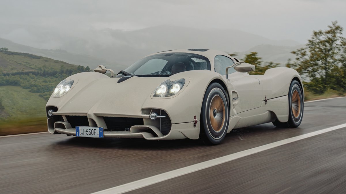Pagani Utopia review: the car at its most sculptural, creative and majestic. The flamboyant, bombastic Utopia isn’t about driving performance, it’s about the performance of driving. A howling V12 theatre on wheels → topgear.com/car-reviews/pa…