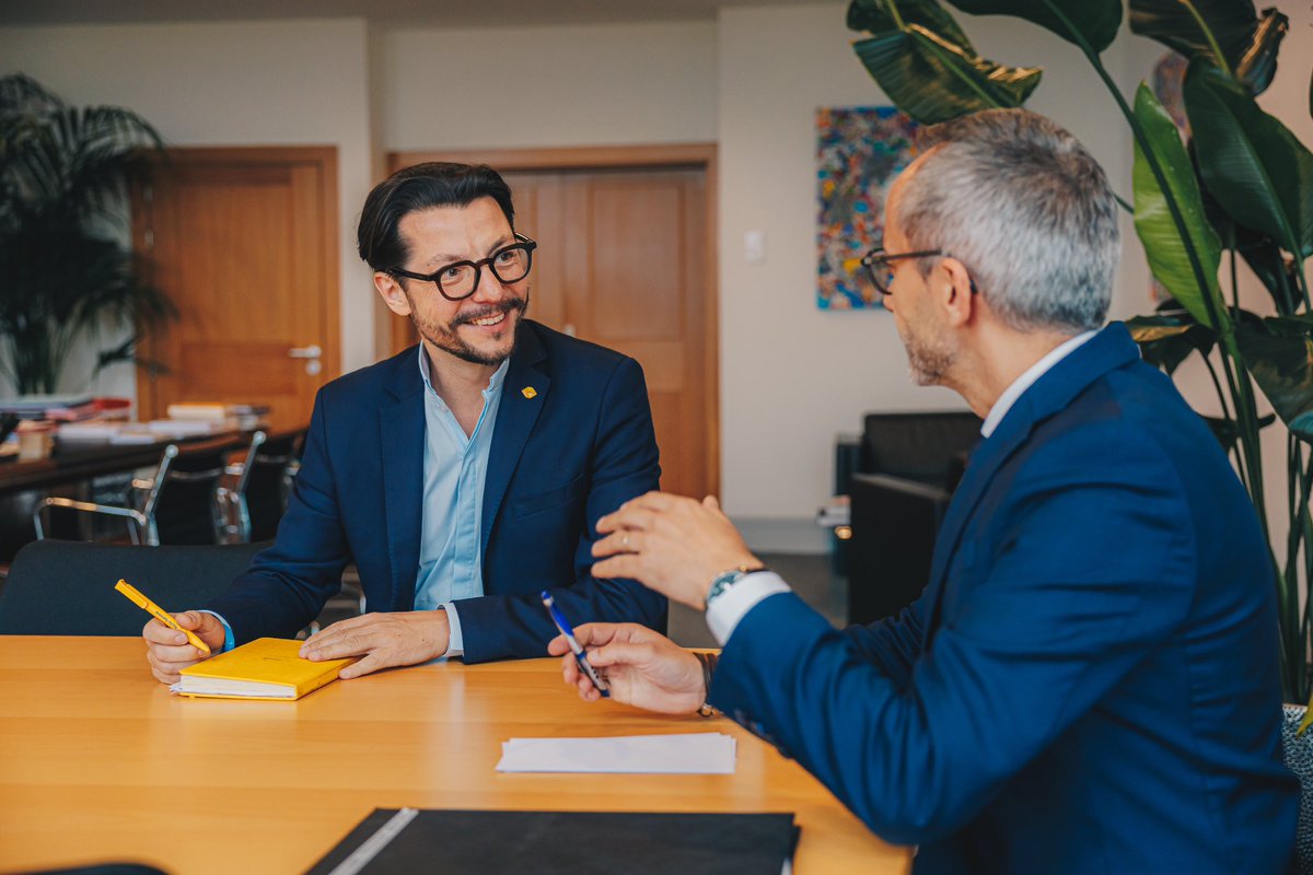 Les crises de l’immobilier et du logement sont profondes et touchent tous les secteurs. J’ai reçu Sébastien Bénet, Président de la Fédération Nationale de l'Immobilier @FNAIM de Haute-Garonne, pour échanger sur ces crises et les pistes d’action pour « construire l’avenir ! »