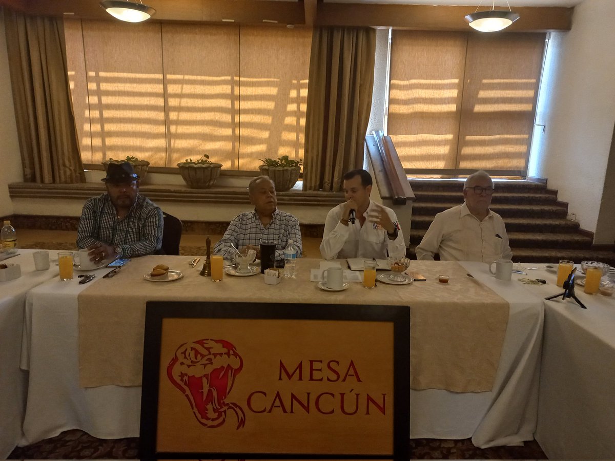 Esta mañana en la @MesaCancun Daniel García Escalante @Daniel_GarciaEs candidato de PAN-PRI-PRD a la Diputación Local Distrito 12 Hermosillo