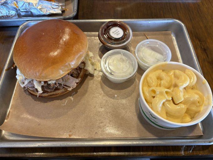 good eats🙂&zwj;↕️🙂&zwj;↕️ https://t.co/d7TnUMEZXp