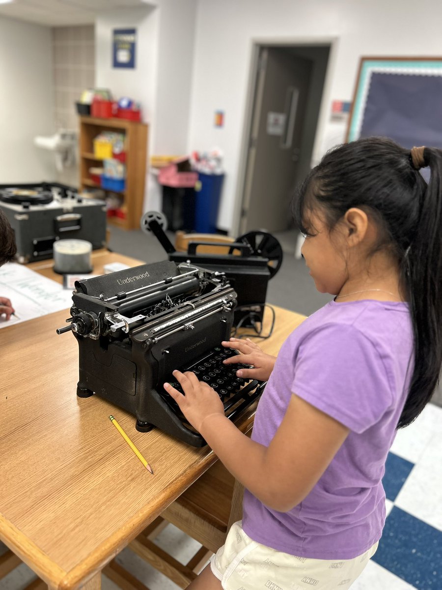 Ms_Prest0n's tweet photo. Investigating Inventions! 🔨💡⚙️ Our unit, How the World Works, is an inquiry into inventions and their effects on society. 

Today’s question: What purposes drive humans to invent? 

@briarmeadowK_8 @IB_HISD @iborganization https://t.co/dm3JMO0t1C