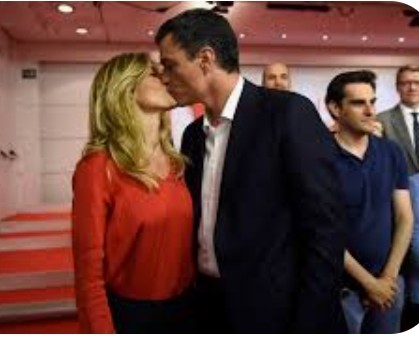 Silvia33domin's tweet photo. Antes o después se demostrará que todo lo que se dice de Begoña Gómez es falso 

El fraude del novio de Ayuso siempre será cierto
Reconocido por él y su abogado 
#YoConBegona 
#YoConPedroSanchez https://t.co/rqkffco0vB