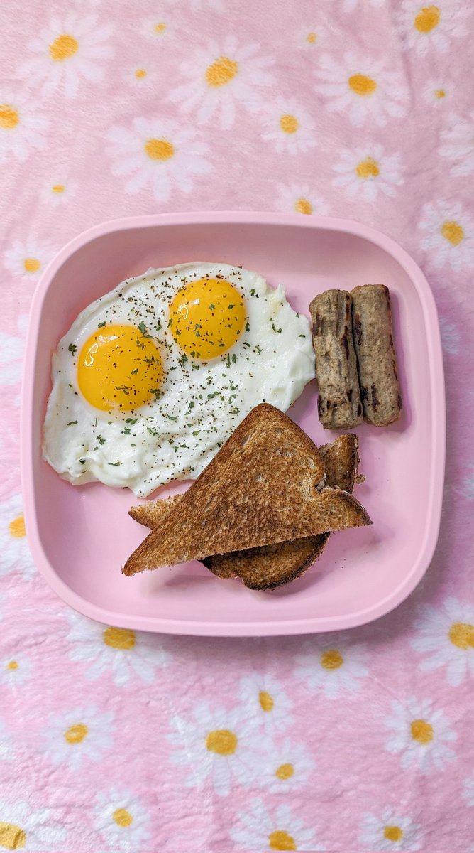 vinakyu 🌸 high res era tweet media