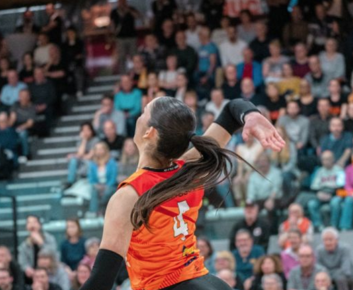 AvidVolley's tweet photo. 𝘍𝘰𝘳 𝘵𝘩𝘦 𝘧𝘰𝘶𝘳𝘵𝘩 𝘴𝘦𝘢𝘴𝘰𝘯 𝘪𝘯 𝘢 𝘳𝘰𝘸,
𝗖𝗵𝗮𝗺𝗽𝗶𝗼𝗻𝘀 𝗼𝗳 𝗦𝘄𝗶𝘁𝘇𝗲𝗿𝗹𝗮𝗻𝗱 🇨🇭 - NUC Viteos

Tessa Grubbs 🏆 
Maddie Haynes 🏆 
Tia Scambray 🏆
Jasmine Gross 🏆 https://t.co/FRfUNKXC2S
