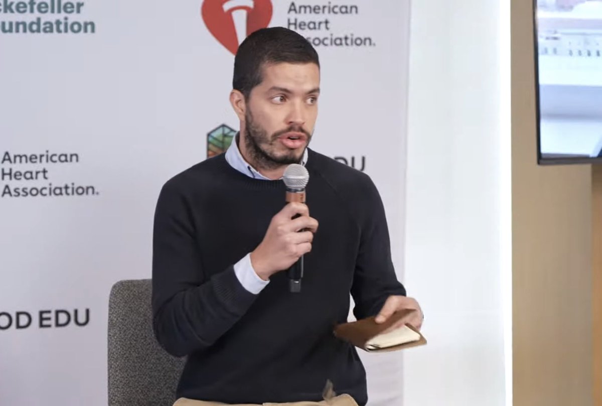 “Food is happening and what we eat is happening in the context of global challenges.” -Carlos Faerron Guzmán, Planetary Health Alliance #FoodPeriodicTable Tune in live: youtube.com/live/Aj9F9QY0U…