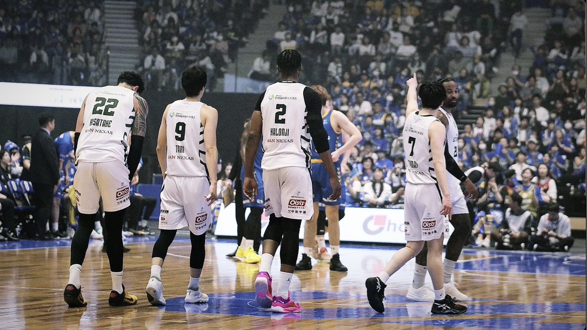 patrickkalonji_'s tweet photo. 2023-24 gracias 👏🏾
.
.
#神戸ストークス　#カロンジ磯山パトリック https://t.co/L4Q6kmo6Pq