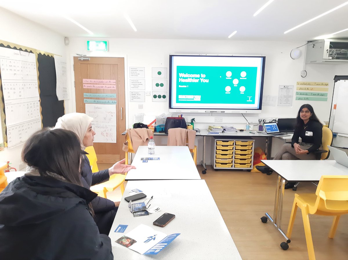 AlbionPrimary's tweet photo. Today's Cofftea session with Suzette invited parents and carers to come and meet with the NHS Diabetes Prevention Team. In the session, parents were able to ask questions and learn about how to reduce the risk of type 2 diabetes.
#APSparentsandcarers
#APScommunity
#APSworkshops https://t.co/C4ppD5iMxy