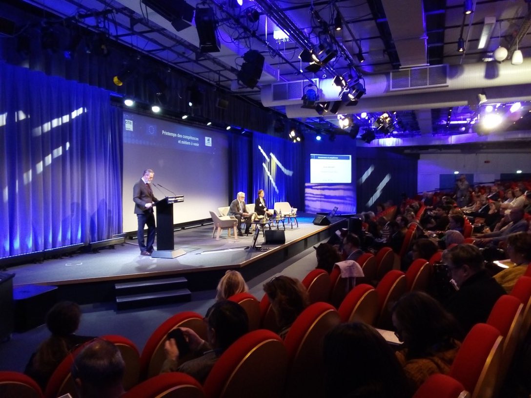 Fin du Printemps des compétences, organisé à la <a href="/citedessciences/">Cité des sciences et de l'industrie</a> par <a href="/centreinffo/">Centre Inffo</a> et <a href="/universcience/">universcience</a>. L’occasion de rappeler le travail de notre <a href="/CDMParis19/">Cité des métiers 75</a> qui, avec 40 partenaires, reçoit 60 000 personnes par an et a donné naissance à 24 autres Cités des métiers en Europe !