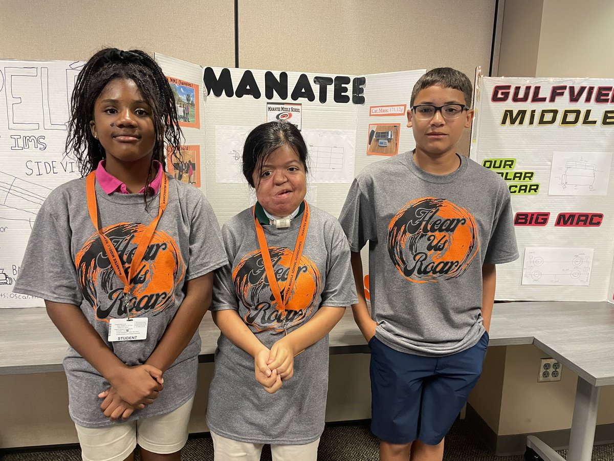 ScienceWithMoss's tweet photo. What a great job these @ROARMMS solar car racers did!! We are so proud of you!! #ccpssteam @CollierScience @collierschools https://t.co/aKFx1YvNgt