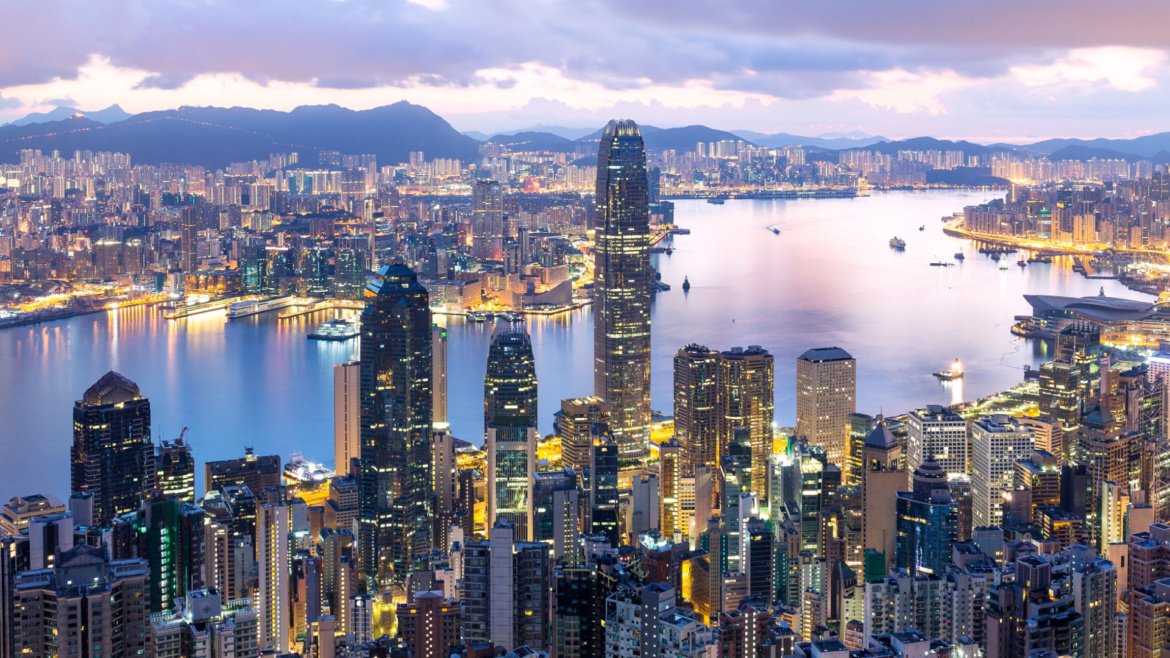 Hong Kong’da #kripto paralar için kurulan spot borsa yatırım fonlarının (ETF) birkaç gün içerisinde piyasaya girmesi bekleniyor. #Bloomberg tarafından aktarılan bilgilere göre Bosera-HashKey Capital iş birliğiyle kurulacak spot kripto para fonları, 30 Nisan’da işlem görmeye