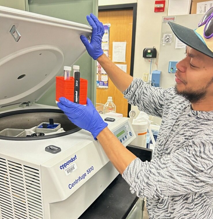 rickaccu's tweet photo. Our plant research can not proceed without equipment and lab supplies. One we can rely on are Eppendorfs #EppendorfLife @Eppendorf_Group. https://t.co/0A057MAQkh