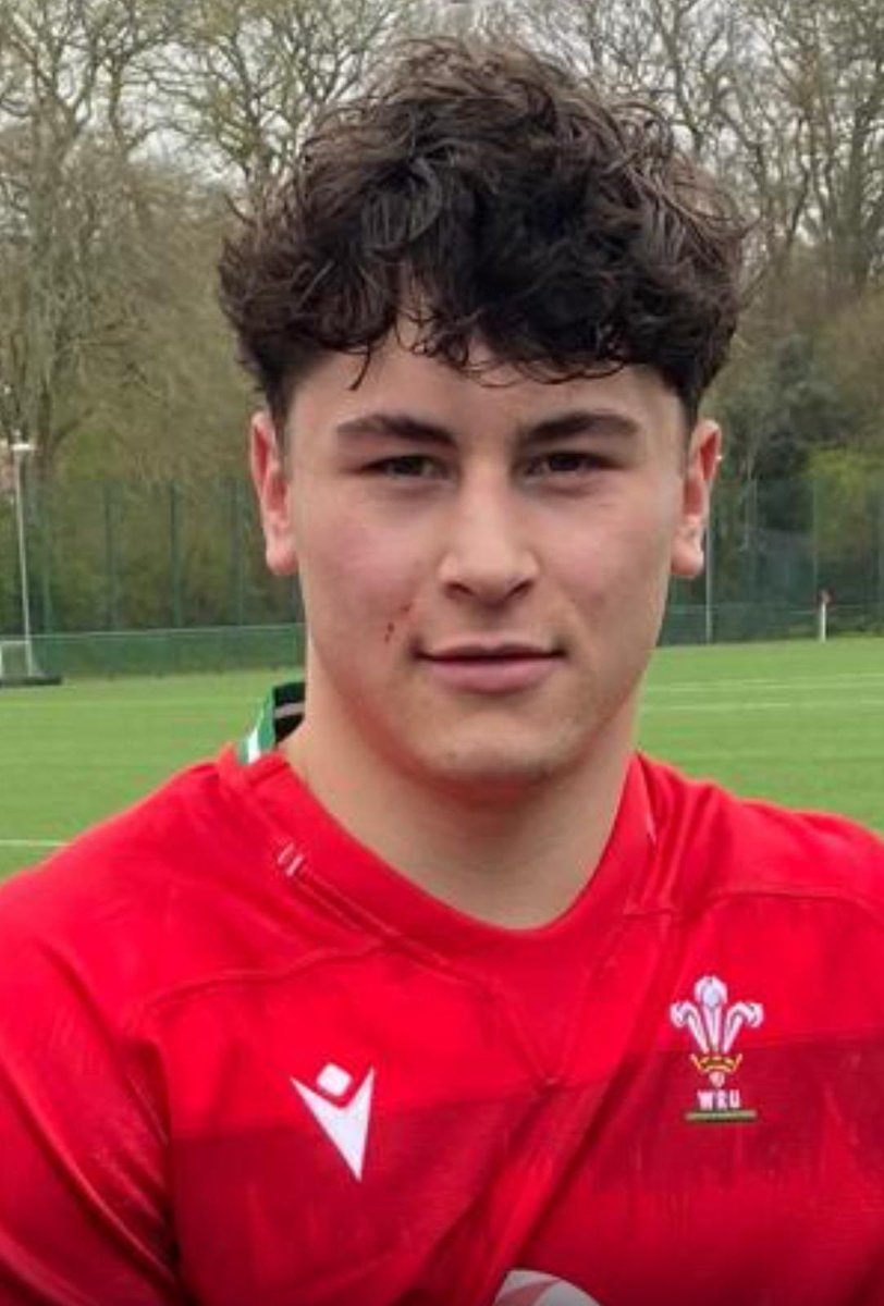 🟢 WHITLAND RFC 🟢 

HUGE Congratulations to Lucca Setaro who recently played for Wales U19’s against their Italian counterparts in Pisa. 

It’s Lucca’s second run out for Wales U19’s getting himself on the scoresheet with two tries against Ireland last week 👏🏼🤩 

Keep it up!!