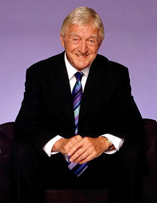 Kerfufflenob's tweet photo. @rahhead01 Parky #TheWeatherFamous https://t.co/t3N8sDJmml