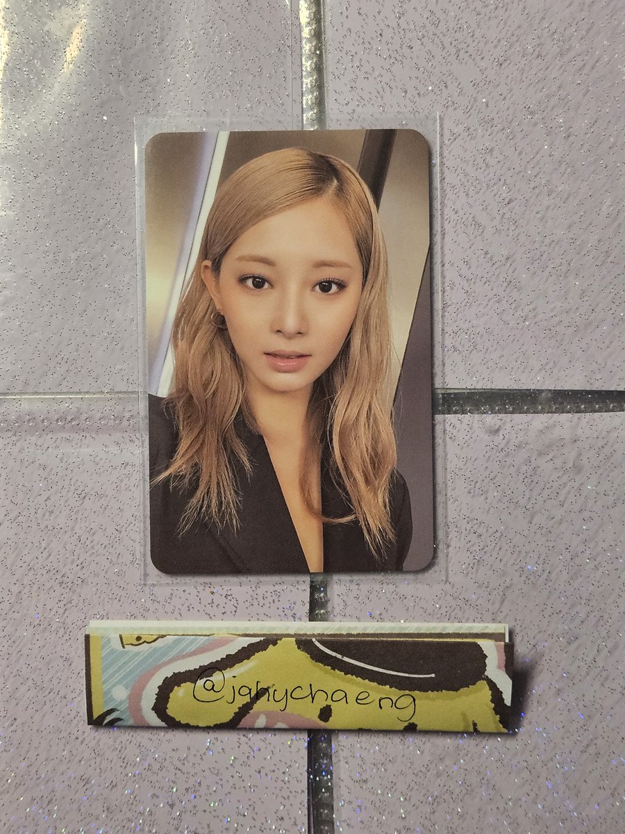 jahychaeng's tweet photo. wts lfb twice tzuyu ready to be album pc ph

Tzuyu RTB 
— ₱130 + pf lsf 
— good condi
— mine to claim https://t.co/JVIxiVoXN3