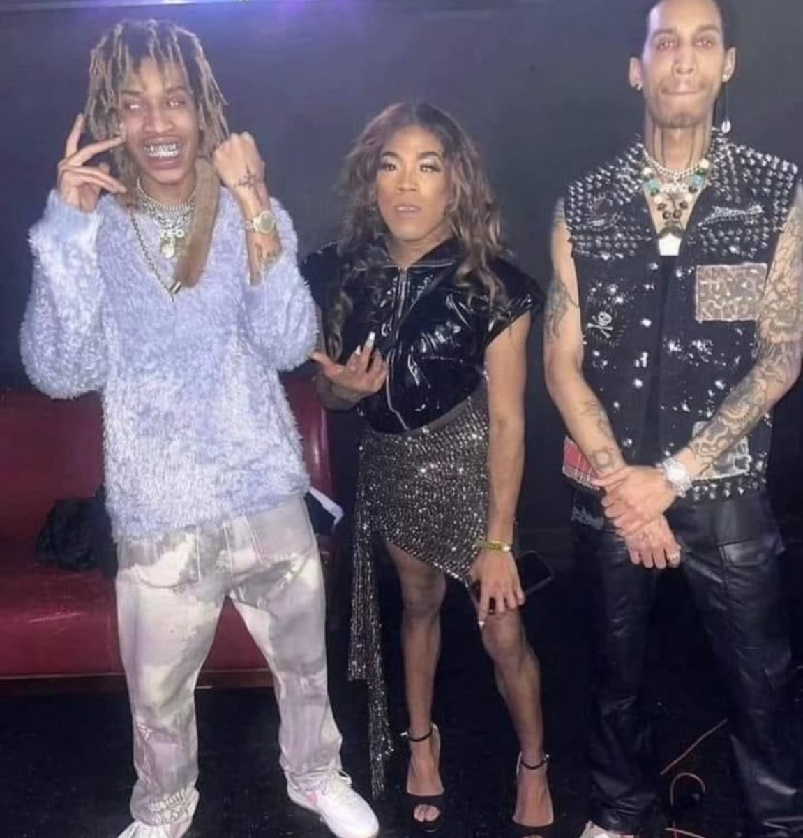 why is wendy williams with ayo & teo??!