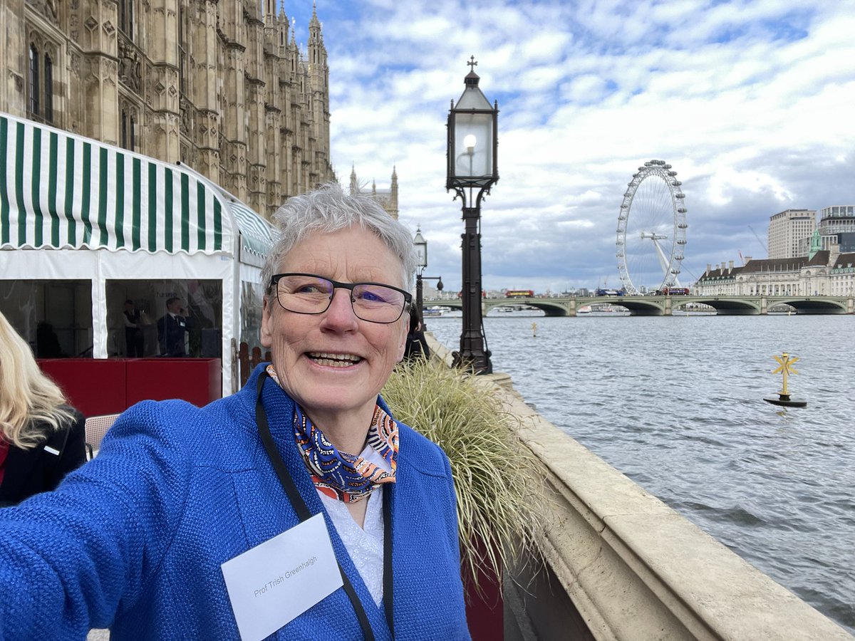 Great afternoon (and fantastic cream tea) at @HouseofCommons presenting findings of our Remote by Default 2 study to the Great and the Good. Thanks to Baroness Finaly and @JamesDavies for chairing and @NuffieldTrust for organising. Funded by @NIHRcommunity