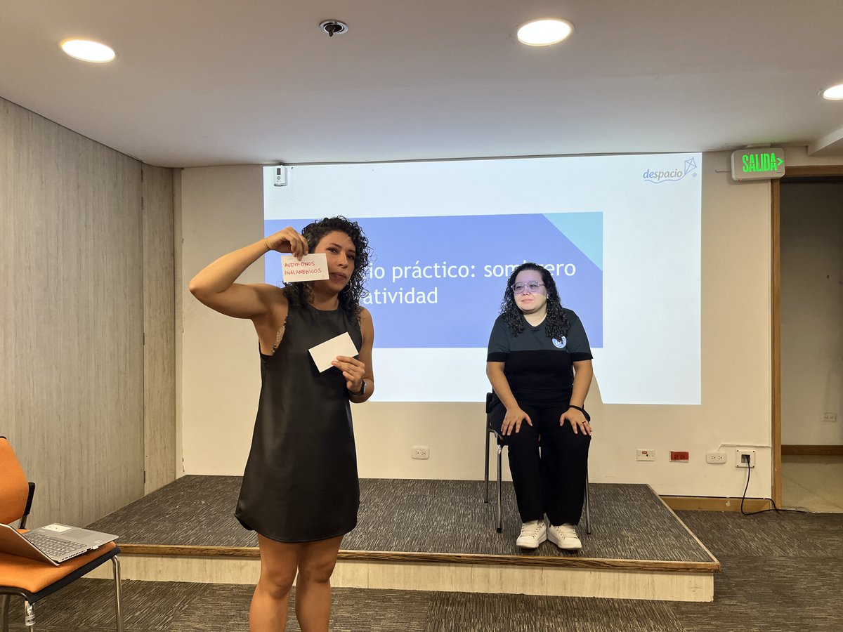 despacio_org's tweet photo. #Hacemos Desde Despacio apoyamos al @Areametropol para fortalecer a #CiudadanosCientíficos. Analizamos la caracterización de participantes, definimos metodología para complementar su caracterización y analizamos   participación y articulación con ciudadanos científicos actuales. https://t.co/6eanGeeRJE