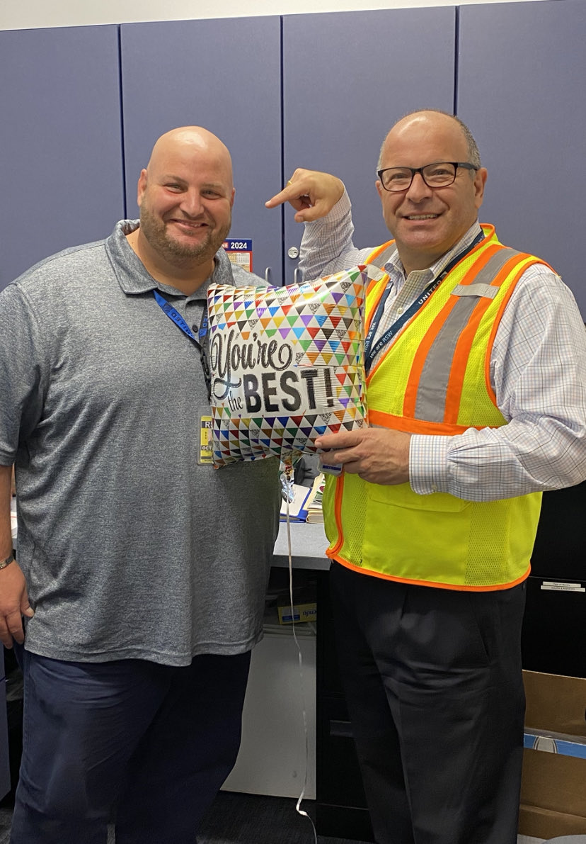 Today, on Administrative Professionals Day, it’s my pleasure to recognize you Pietro for all your support of our RSW Family @United. Thank you for making our station a great place to work. @TobyatUnited @DJKinzelman @jacquikey @LouFarinaccio @scarnes1978