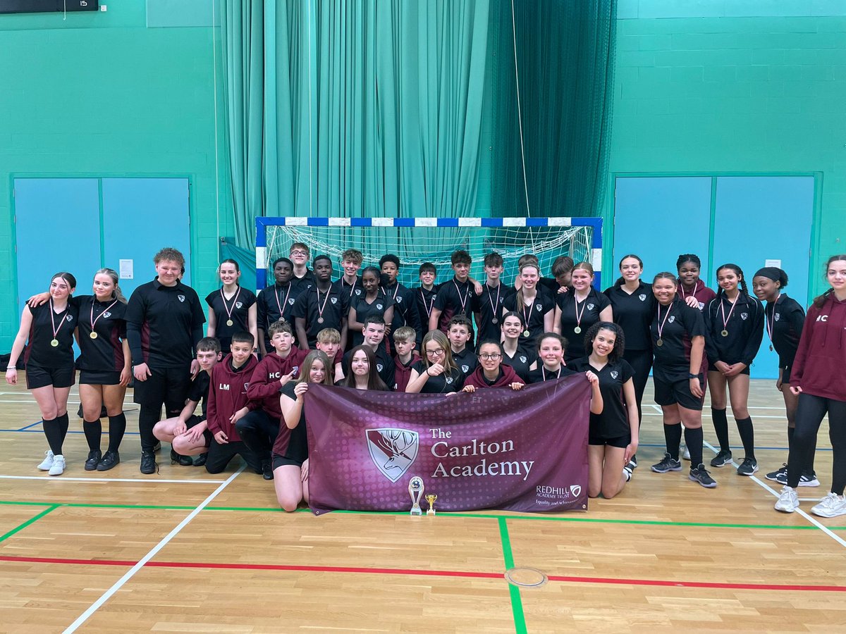 A brilliant day at @RHTrustSport #HandballCup2024 ! So proud of our students🤩
First place for our U15 girls🥇 
Third place for our U15 boys🥉 
And fourth place for our U13 boys and girls teams 👏🏼