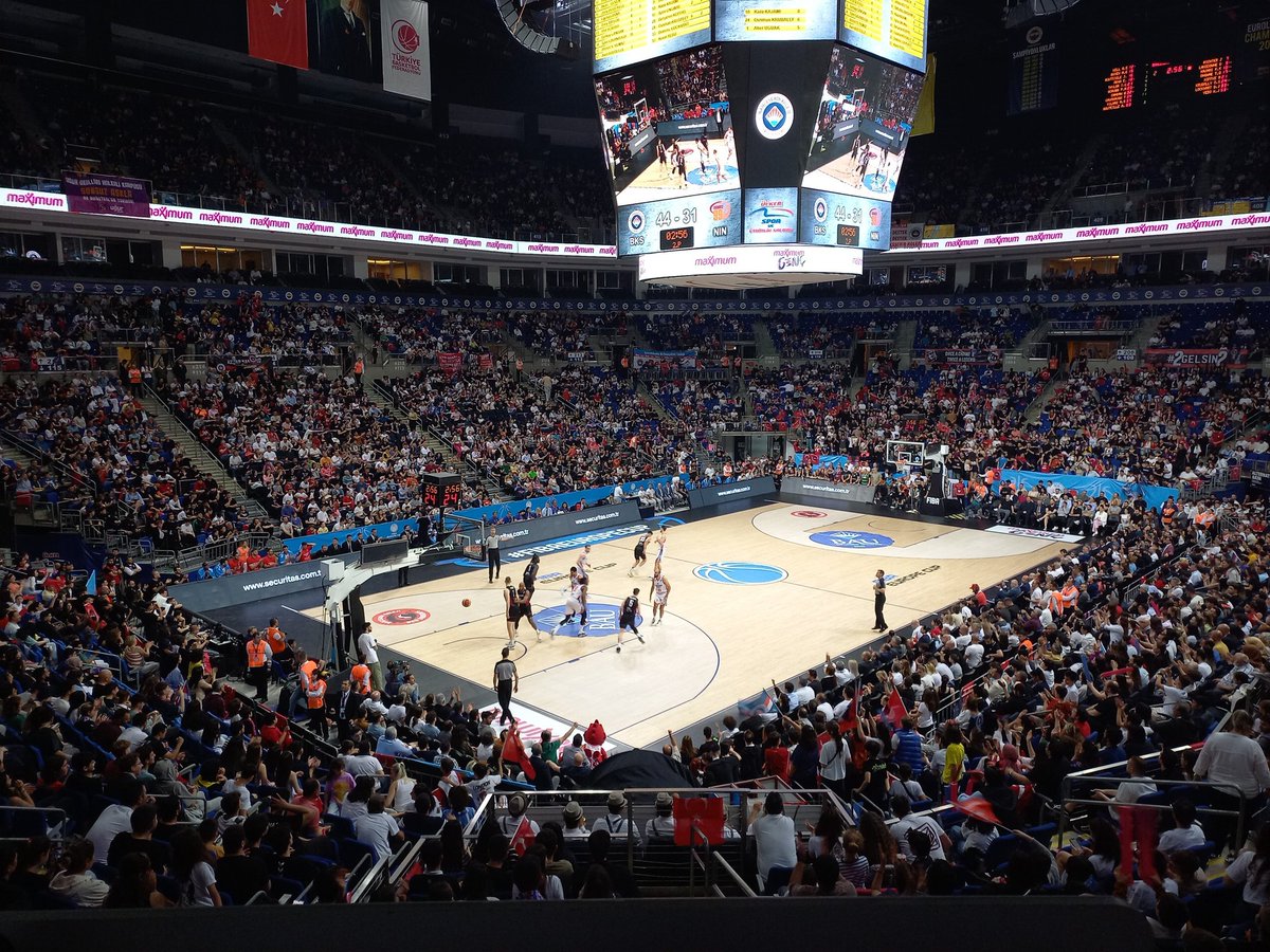 Bahçeşehir Koleji #FibaEuropeCup'ta  2. şampiyonluğa koşuyor. 

Almanya'nin Chemnitz şehrinin eski ismi Karl Marx'tı.

Bütün ülkelerin işçileri #FlyHighTogether