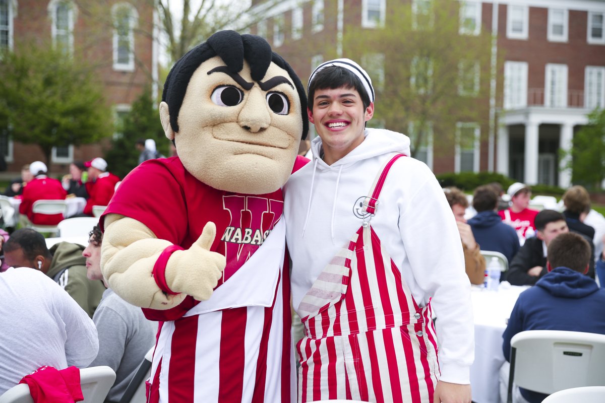 WabashCollege's tweet photo. The party has started on campus with festivities, food &amp; T-shirts! #CelebrateWabash https://t.co/dWNImwRKS5