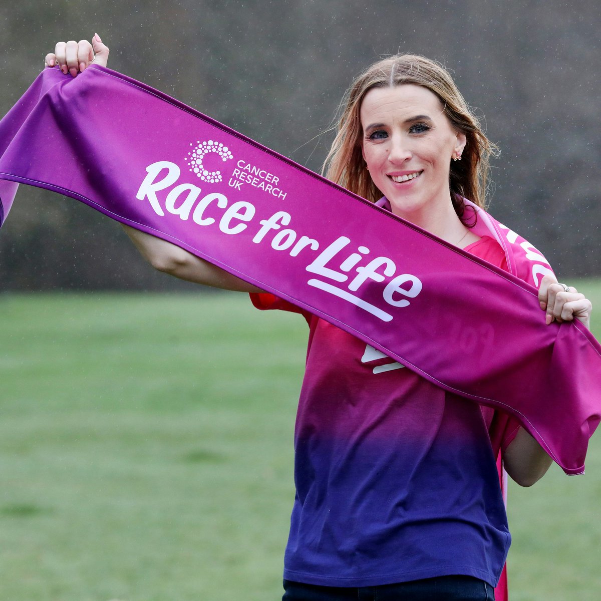 Faye was diagnosed with rare pseudomyxoma peritonei (PMP) at age 38.

After undergoing treatment, Faye is now cancer free and looking forward to sounding the horn at Race for Life Brighton ❤️ 

Join Faye and sign up to an event near you 👉 cruk.ink/3VYONDp