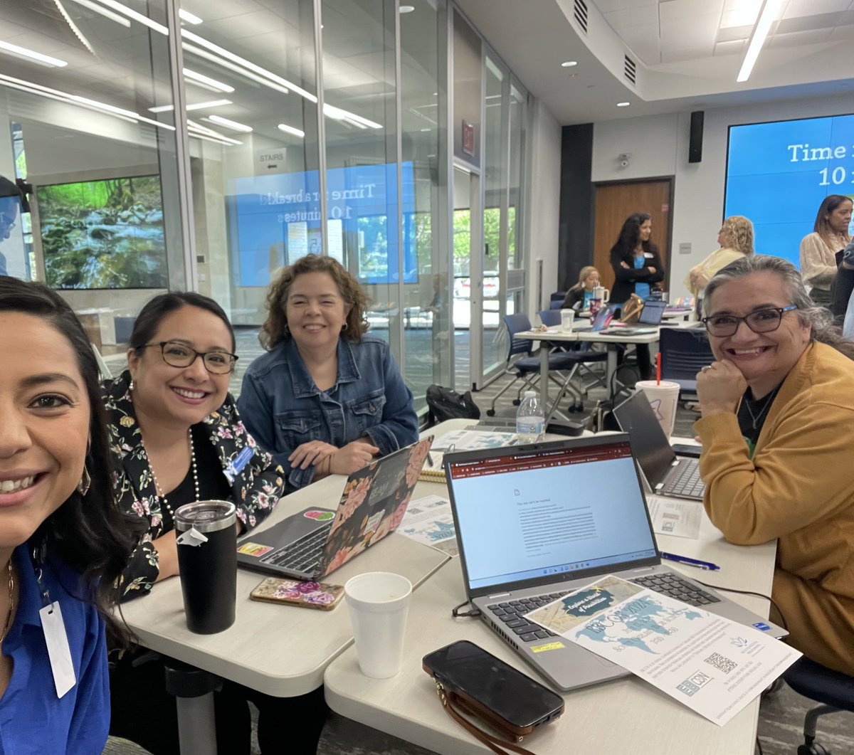 Faby__Vidal's tweet photo. Itโs always nice to see new & former colleagues! Hoping to see you all at our #LanguageOlympics! ๐ฅ๐ https://t.co/EdVEemOLvo