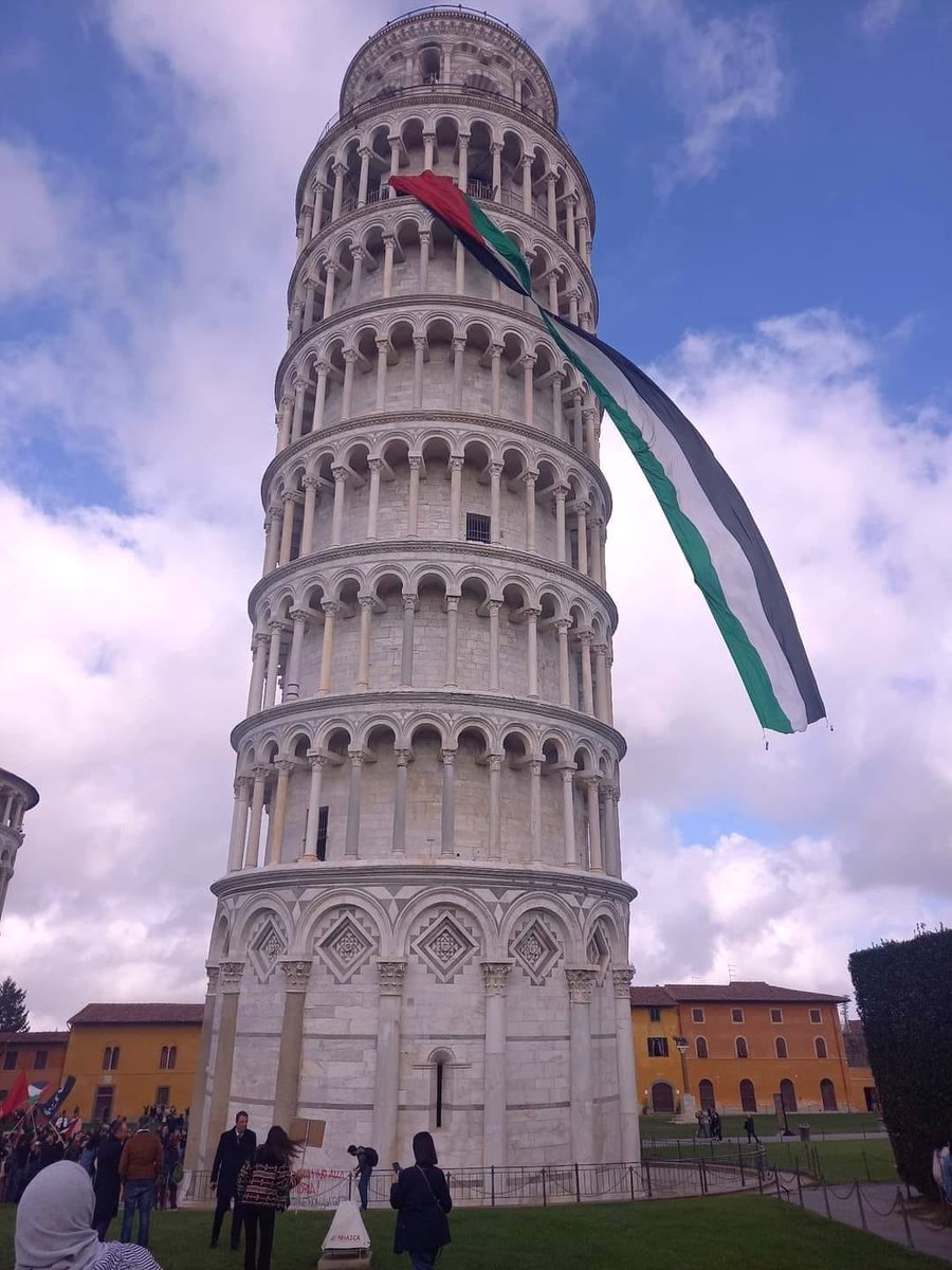 Leaning Tower of Pisa, Italy.