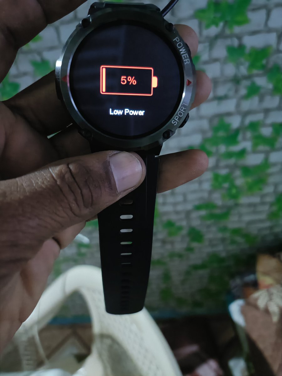 Sandeep68070605's tweet photo. @fireboltt__ 
New product parches 09/04/2024
But Not Charging Support Very Baad Products Fireboltt https://t.co/Ye2ZJGBjp2