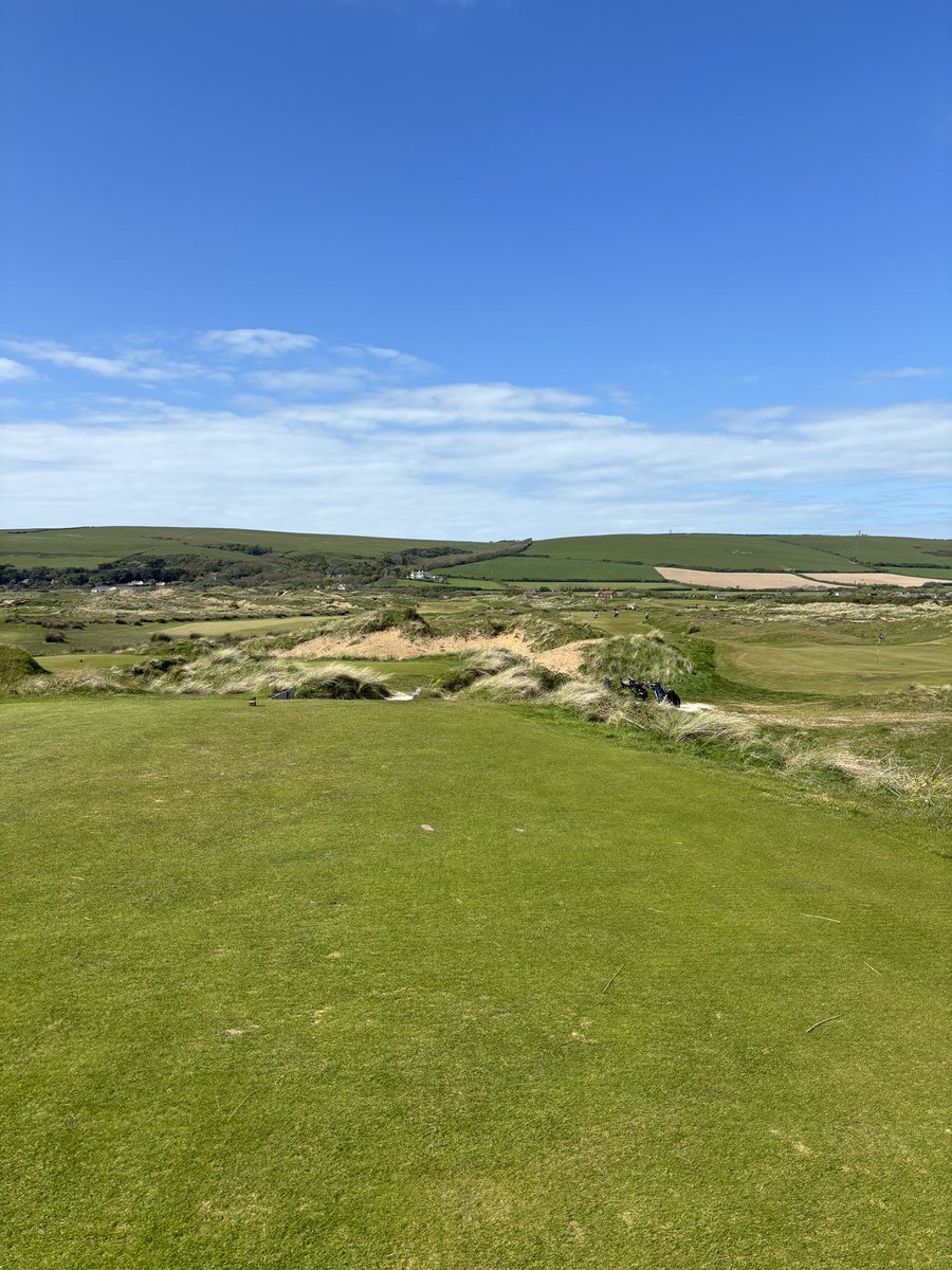 SauntonGolfClub tweet picture